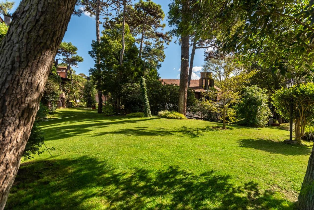 Cabanas Baden Baden Βίλα Carilo Εξωτερικό φωτογραφία