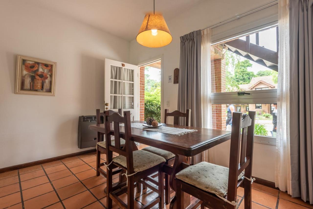 Cabanas Baden Baden Βίλα Carilo Εξωτερικό φωτογραφία