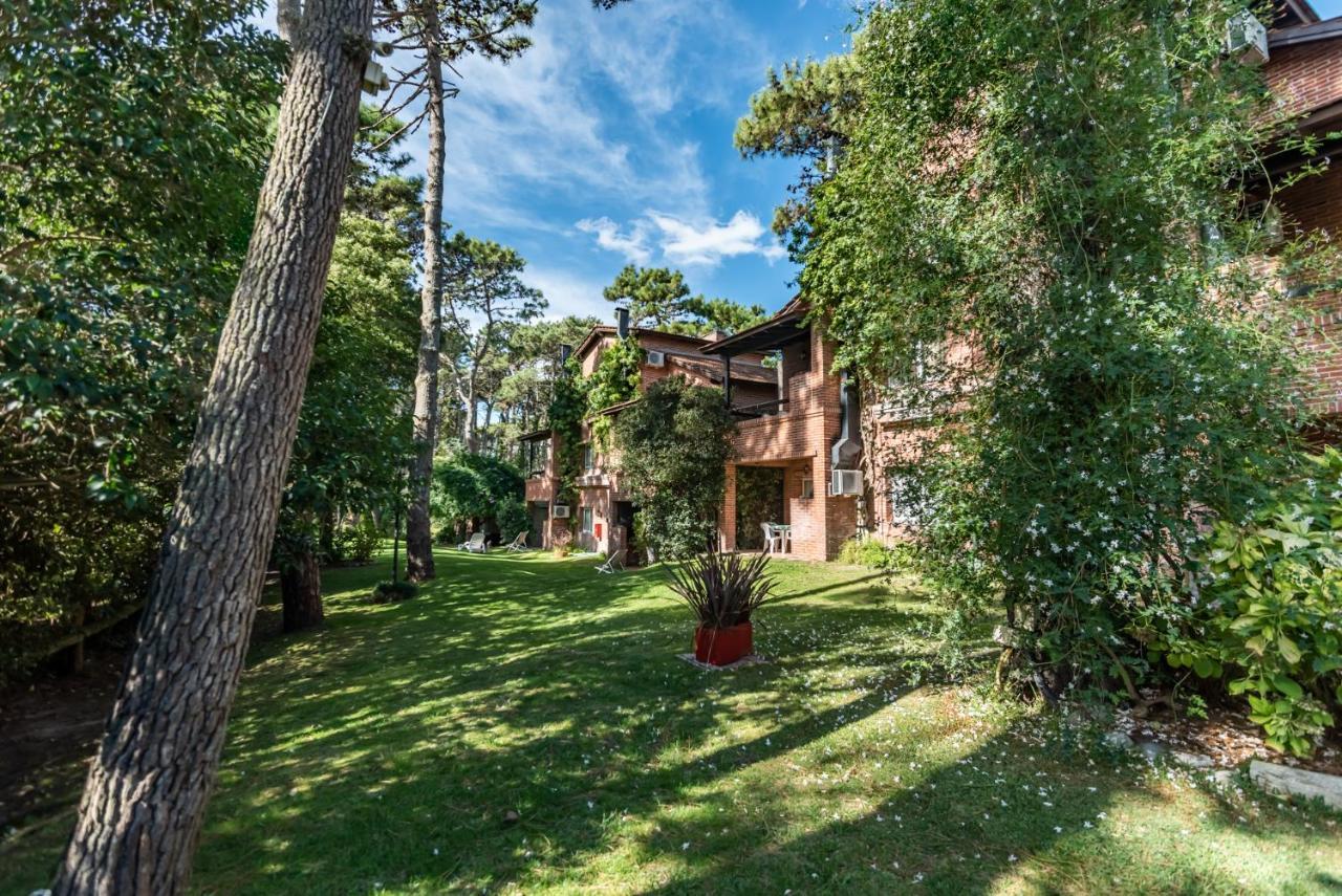 Cabanas Baden Baden Βίλα Carilo Εξωτερικό φωτογραφία